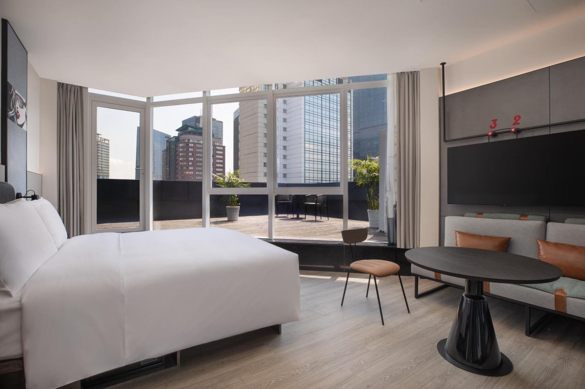 Moxy Chongqing Hotel Bagian luar foto