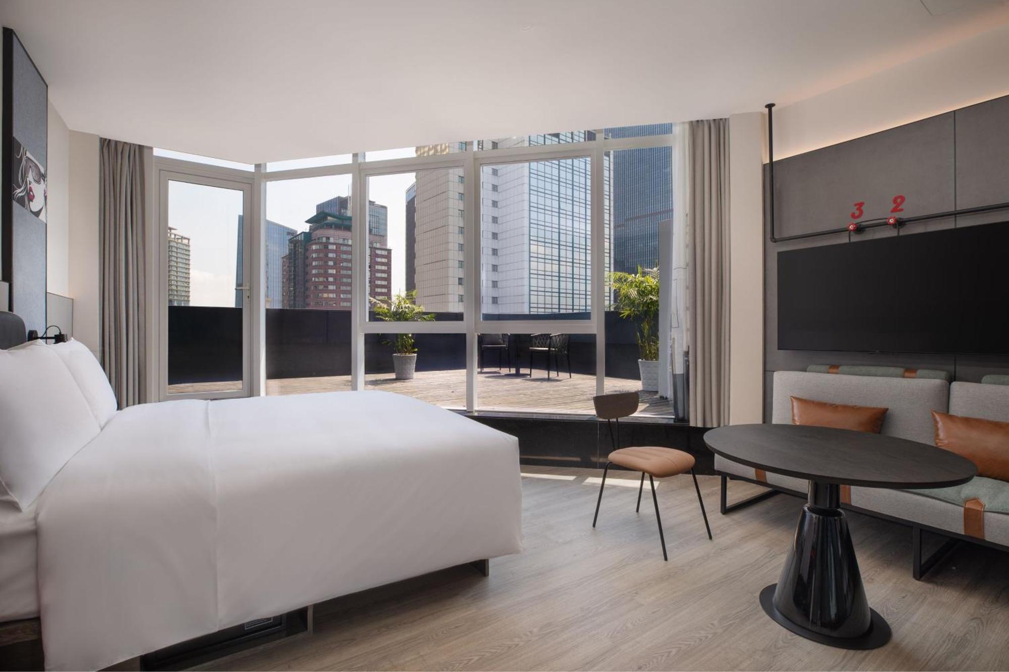 Moxy Chongqing Hotel Bagian luar foto