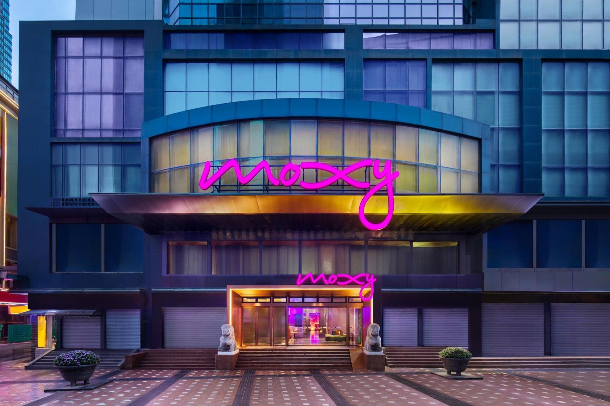 Moxy Chongqing Hotel Bagian luar foto