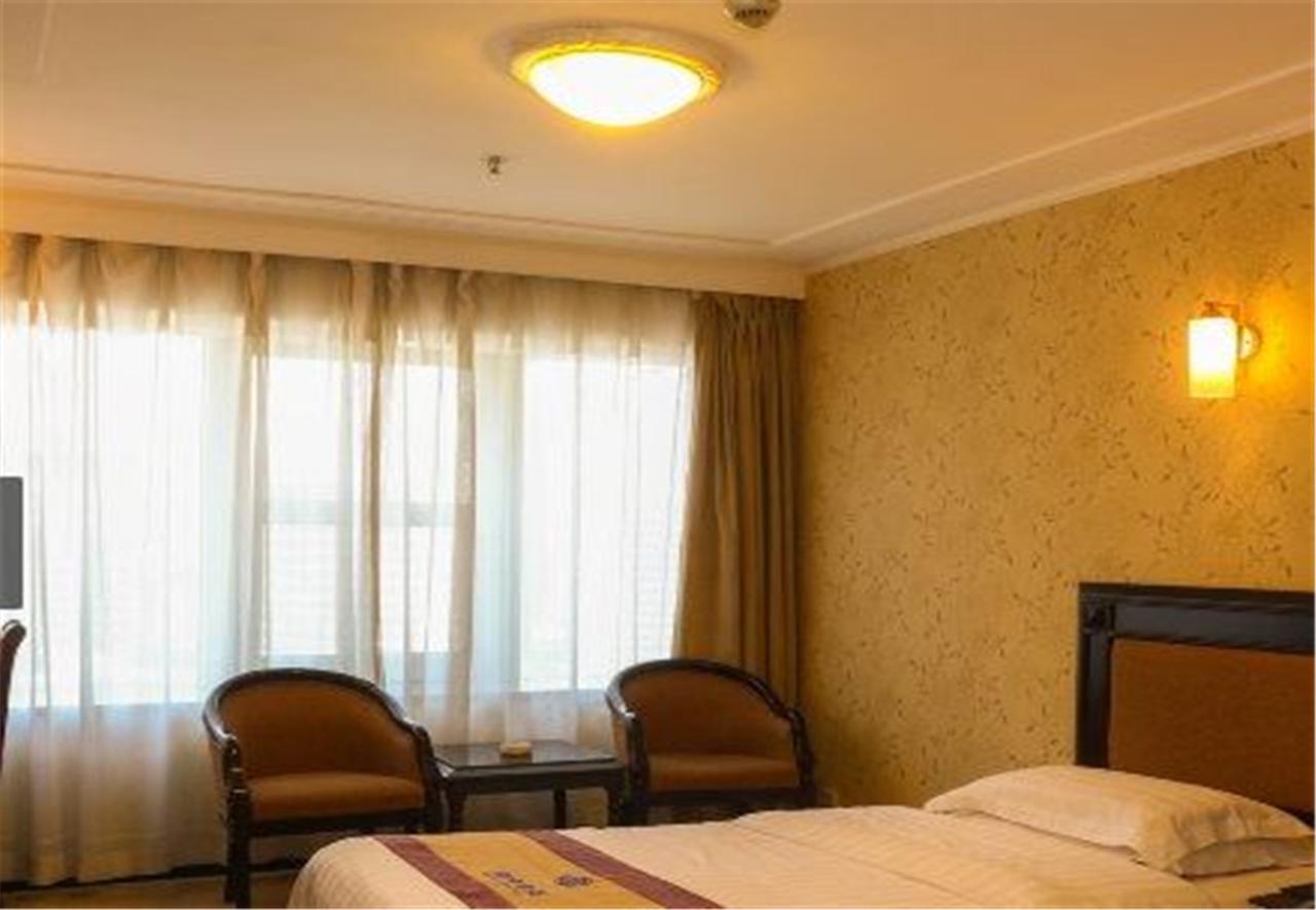 Moxy Chongqing Hotel Bagian luar foto